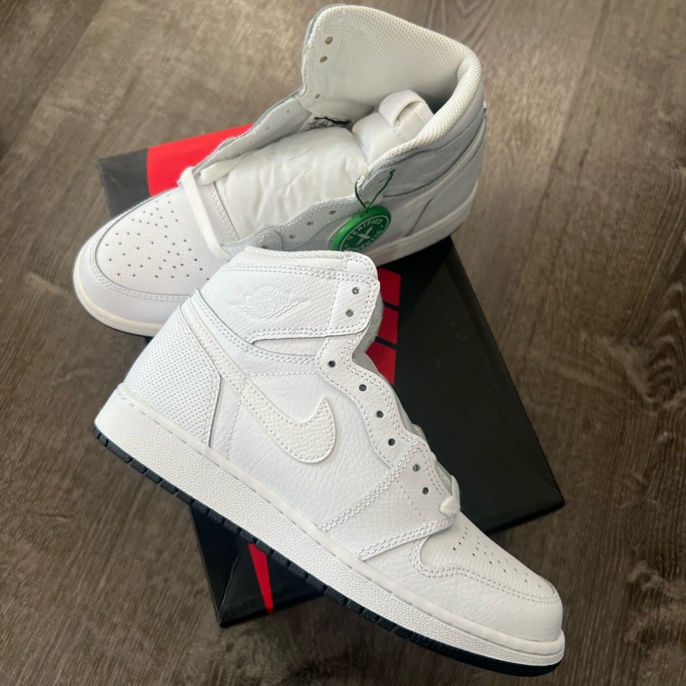 Jordan 1 retro high white perforated leather *new*